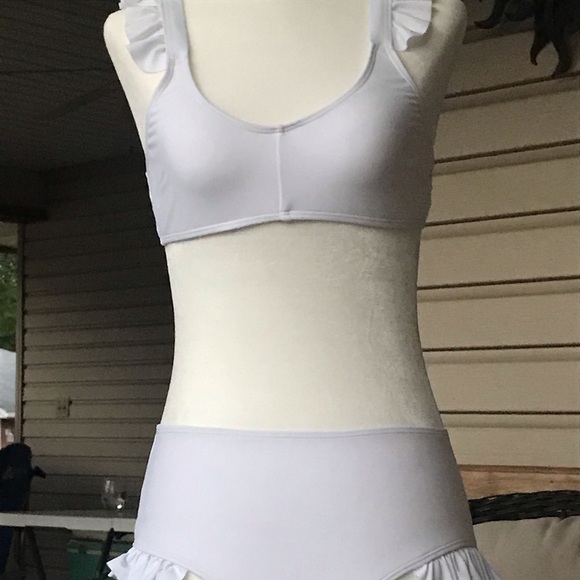 NWOT 2-pc Ruffle Bikini (set) - Picture 6 of 12